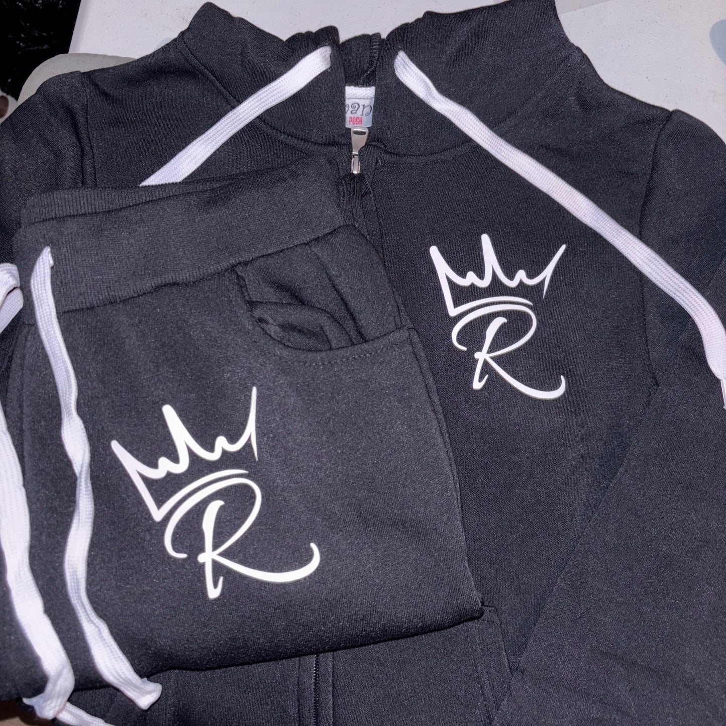 Women ZipUp SweatSuit - 2 Piece Outfit