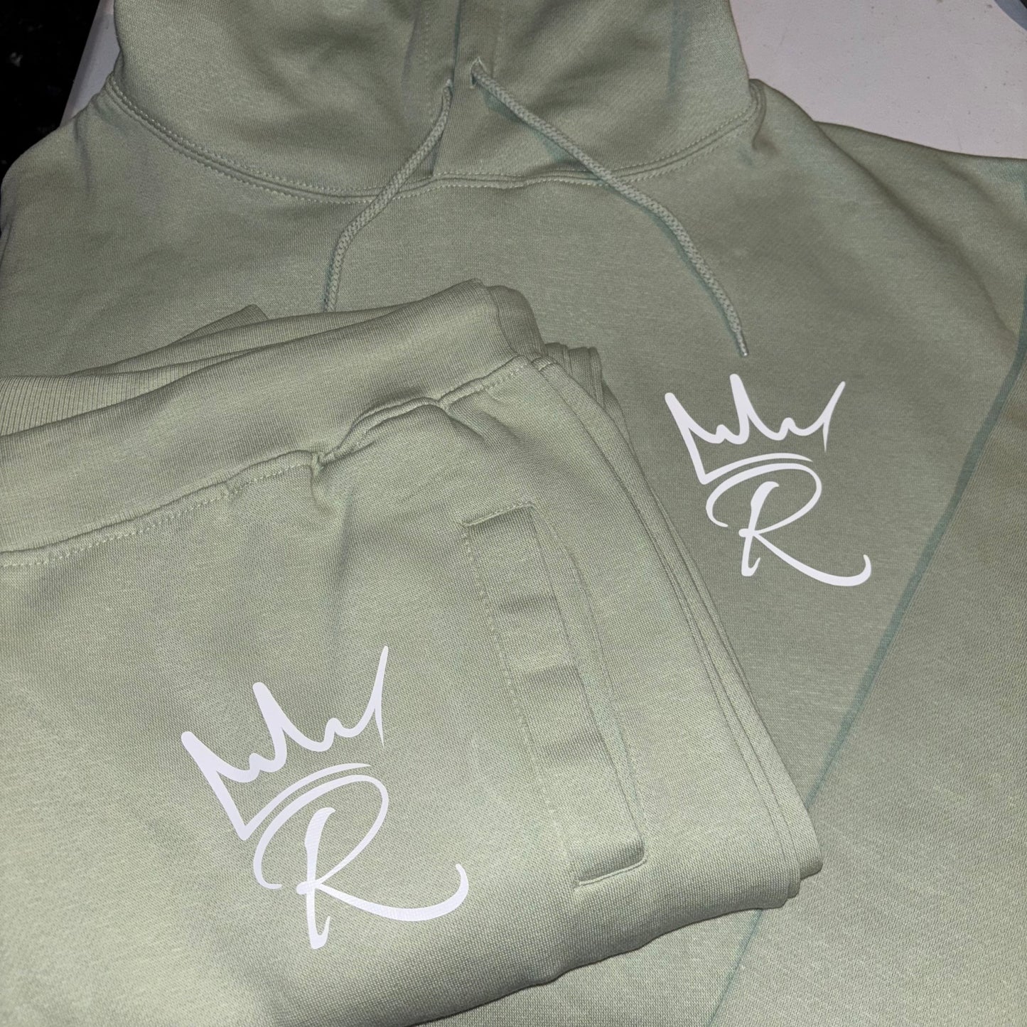 2 Piece Outfit - Women Pull-Over SweatSuit